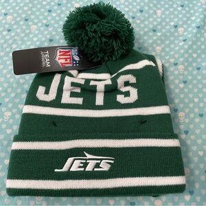 NFL Team Apparel New York Jets Hat & Scarf Set